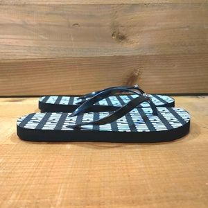 Juicy Couture FIFI Flip Flops Slides